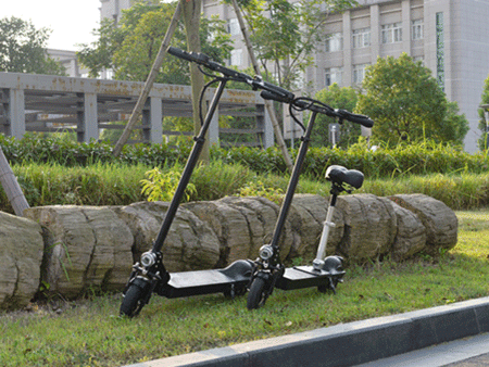 共享電動滑板車陸續(xù)入駐大學(xué)校園，意味著什么？